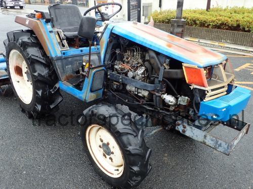 Iseki TU240F specificaties