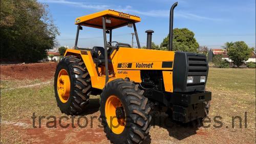 Valmet 985 specificaties