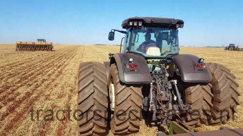 Valtra S375 specificaties